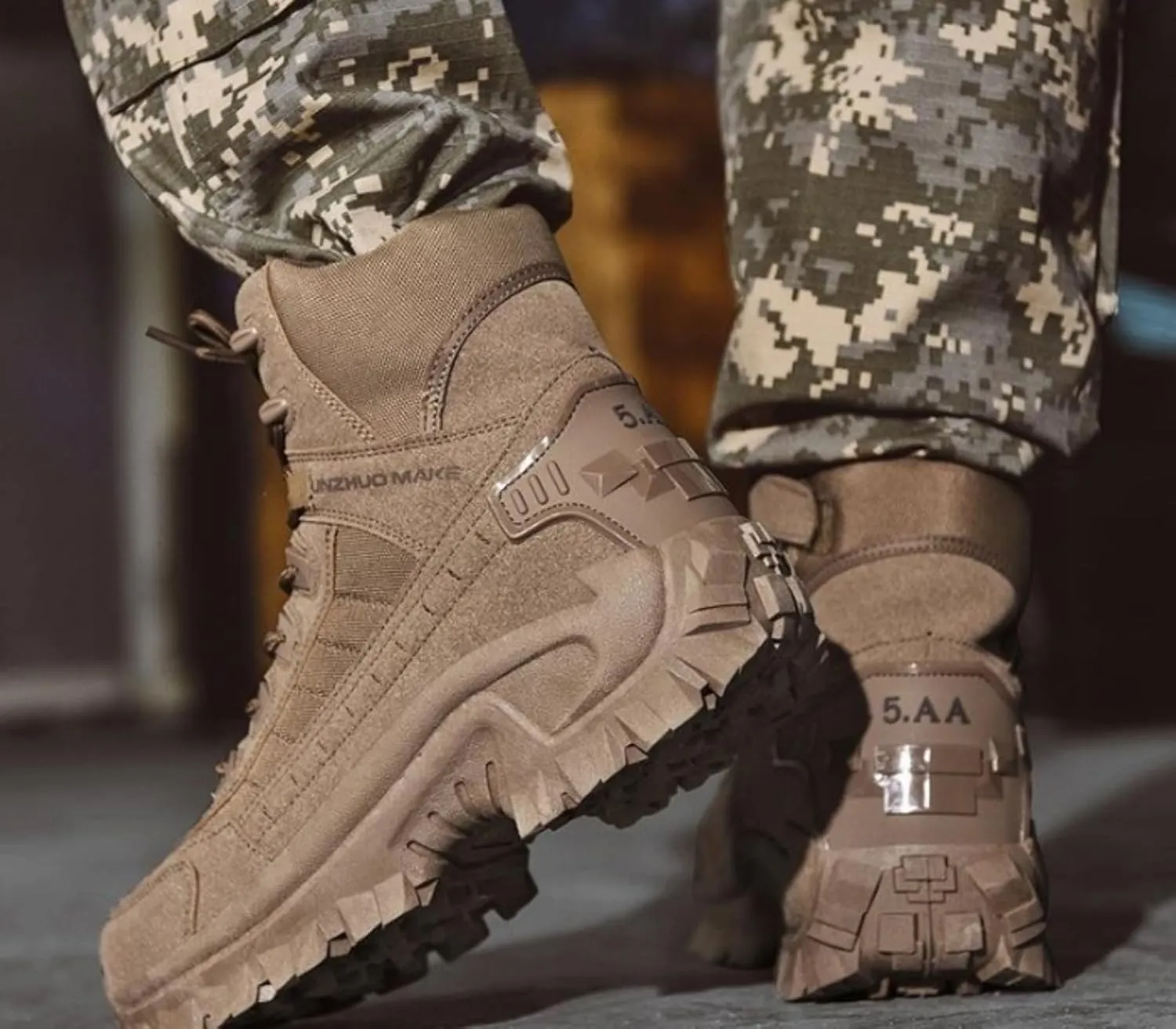 Durable and Comfortable Men'S Hiking Boots for Outdoor Adventure, Waterproof and Warm Military Shoes