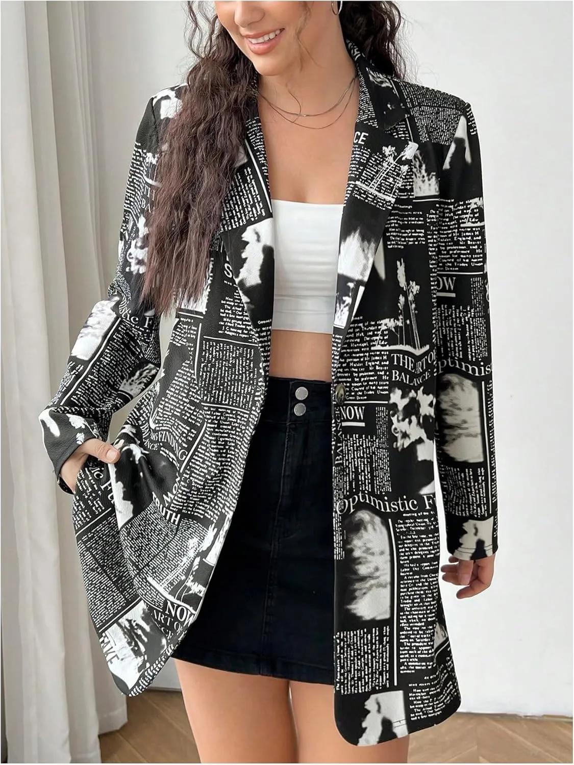 WDIRARA Women's Plus Size Newspaper Print Blazer Lapel Button Padded Shoulder Funky Blazer Jacket Outerwear