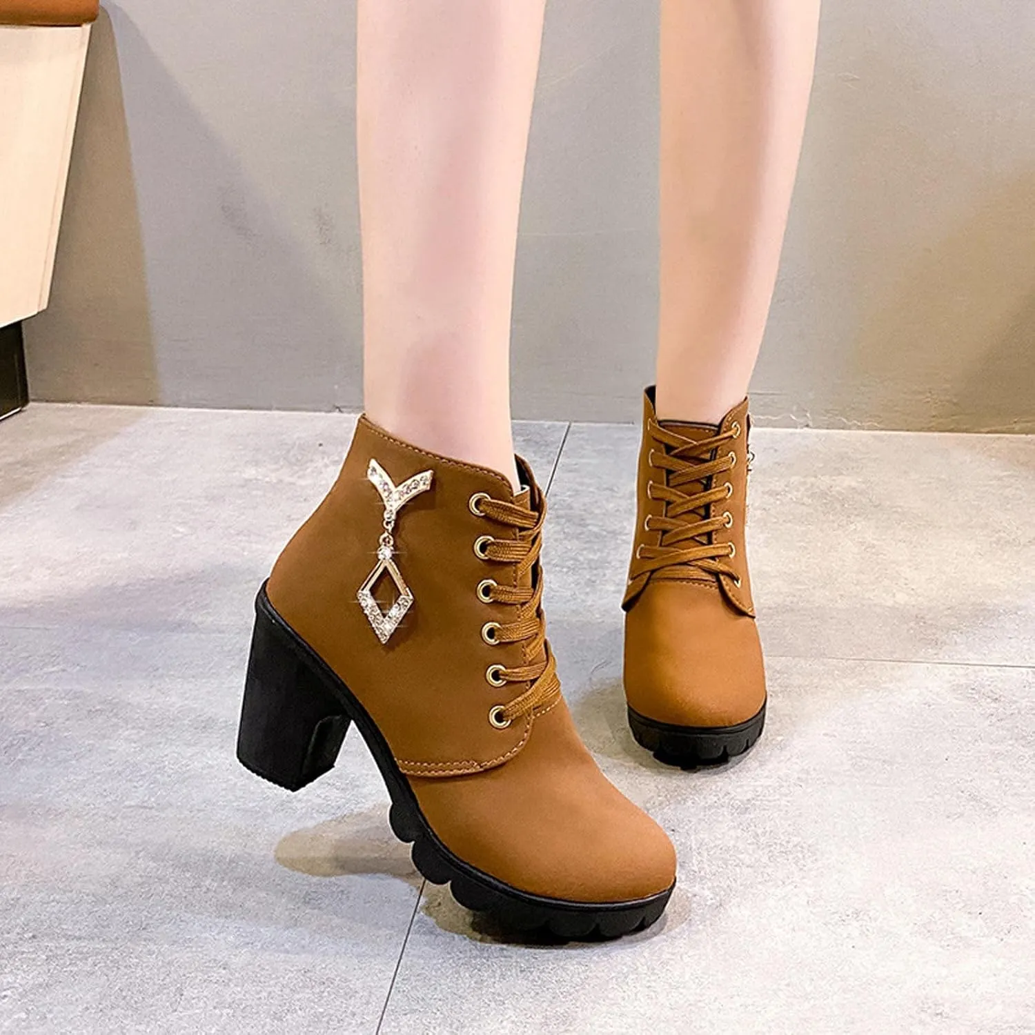 Women Chunky High Heel Ankle Boots, Lace Up Fur Outdoor Hiking Short Boot, Lightweight Snow Winter Warm Booties