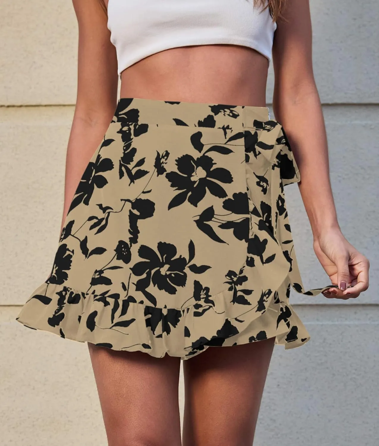 Women's Floral Ruffle Hem Wrap Shorts Casual Summer Elastic Waist Tie Front Zip Up Skirts Skorts 2025