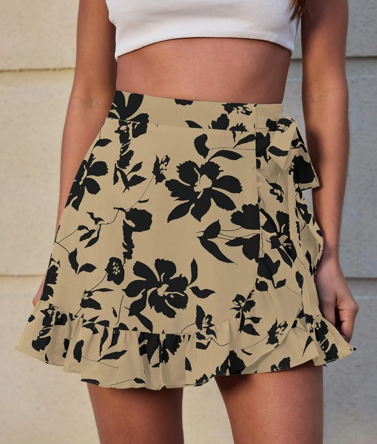 Women's Floral Ruffle Hem Wrap Shorts Casual Summer Elastic Waist Tie Front Zip Up Skirts Skorts 2025